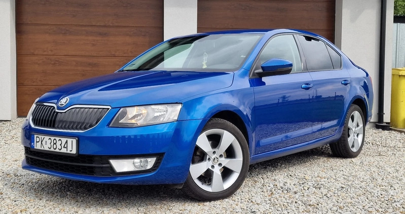 Skoda Octavia cena 36500 przebieg: 199000, rok produkcji 2015 z Moryń małe 667